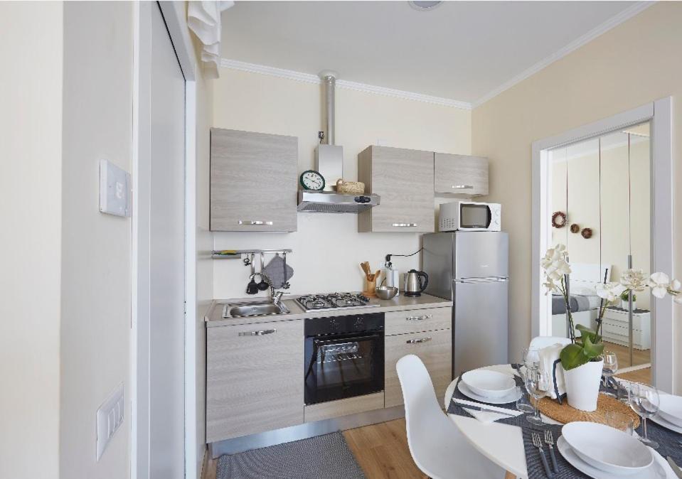 Beautiful Bohemian Apartment In Center Conditioned Air Комо Экстерьер фото
